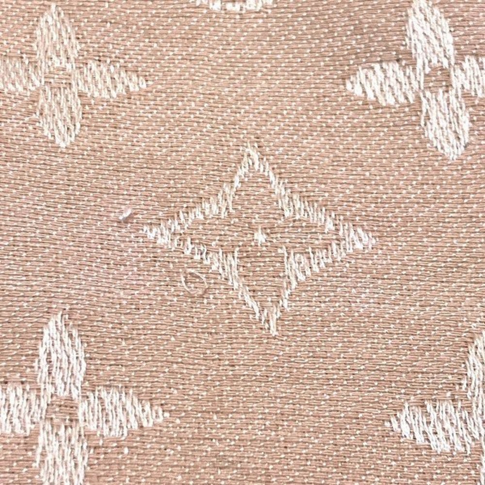Louis Vuitton Monogram M72046 Pink Shawl/Scarf for Women - Picture 6 of 8
